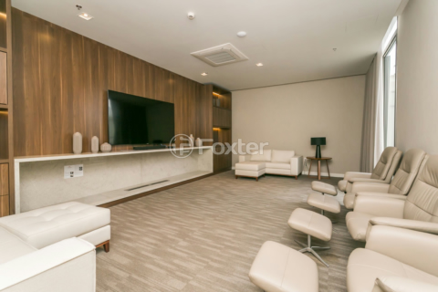 Image 34 - 1004117
