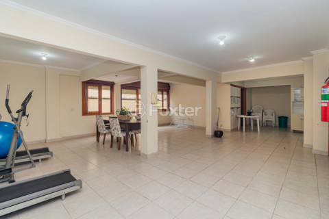 Image 34 - 819210