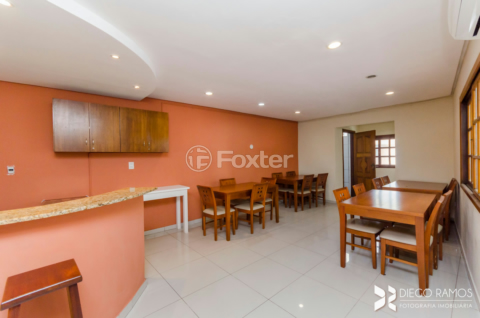 Image 32 - 282940