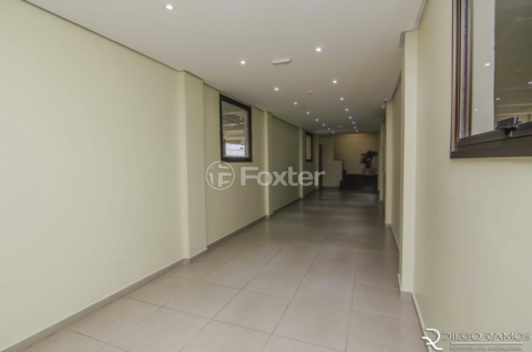Image 30 - 995919