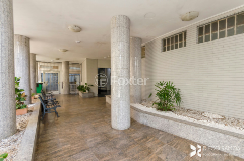 Image 35 - 466110