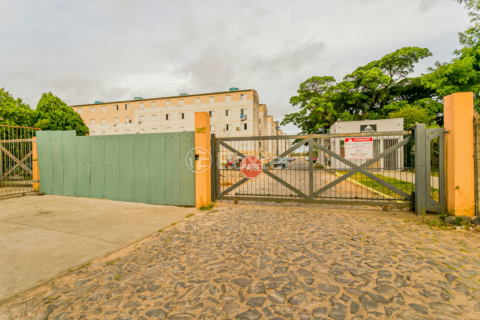 Image 7 - 988075