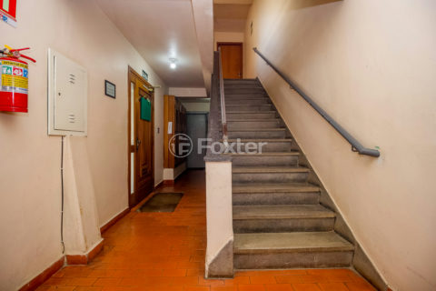 Image 38 - 1038795