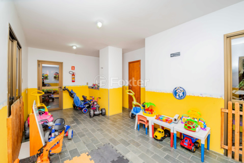 Image 71 - 818445