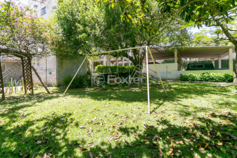 Image 28 - 956542