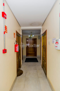 Image 32 - 910181