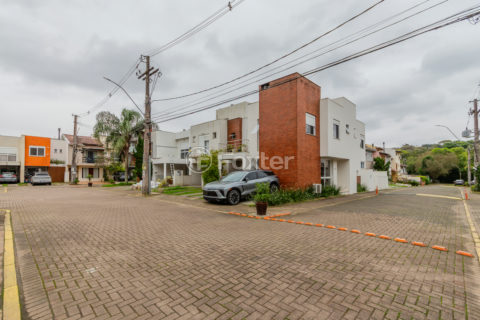 Image 78 - 1021319