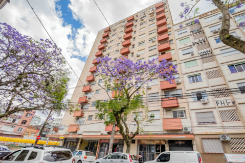Image 39 - 305211
