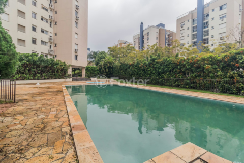 Image 33 - 207717