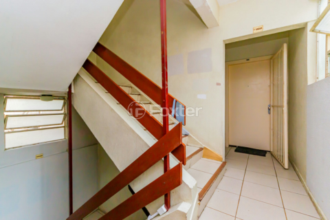 Image 37 - 874642