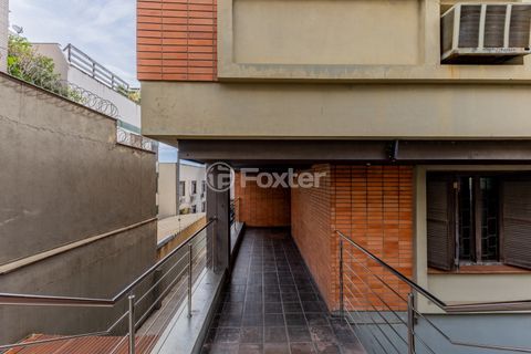 Image 33 - 980623