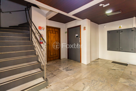 Image 37 - 817449