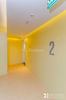 Image 31 - 883280