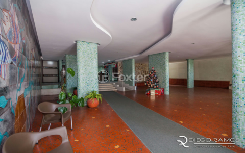 Image 8 - 875021