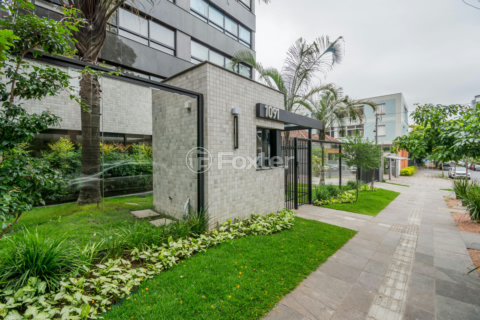 Image 34 - 917871