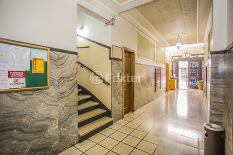 Image 29 - 1015953