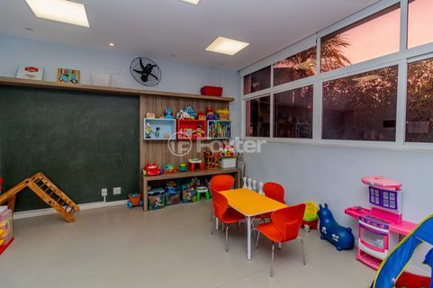 Image 30 - 994156