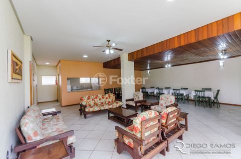 Image 25 - 1012943