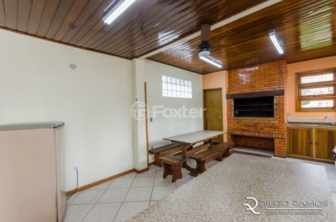 Image 30 - 1012943