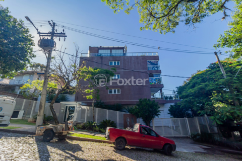 Image 35 - 1014046