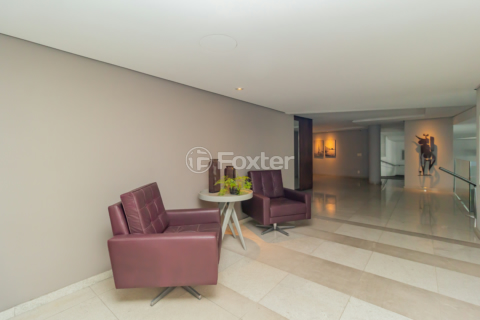Image 37 - 1014046