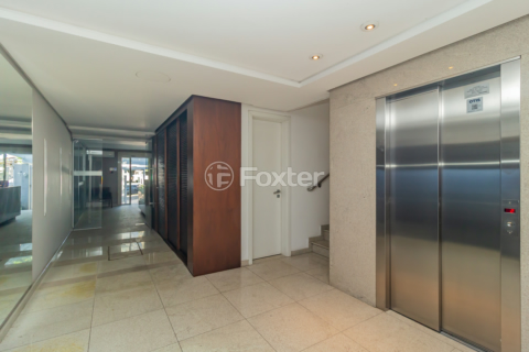 Image 38 - 1014046
