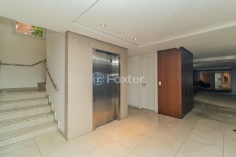 Image 39 - 1014046