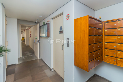 Image 32 - 892758