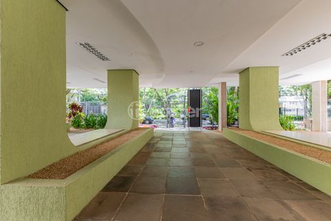 Image 35 - 207951