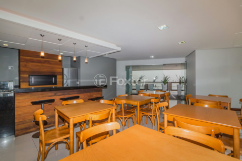 Image 42 - 311617