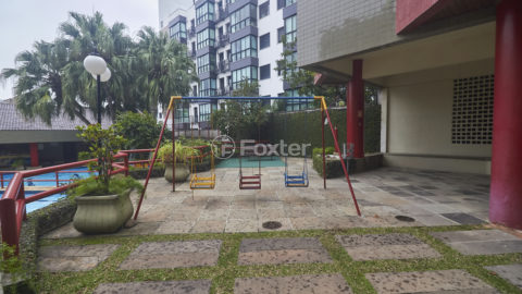 Image 75 - 1004365