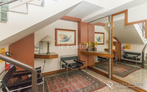 Image 41 - 1037672