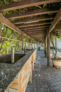 Image 37 - 225565