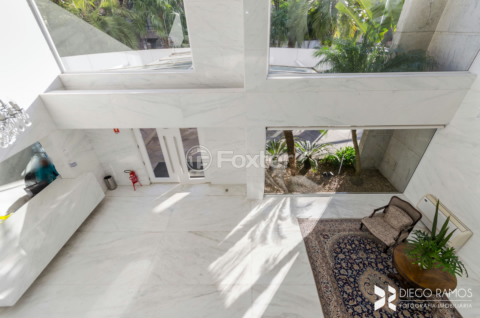 Image 32 - 894956