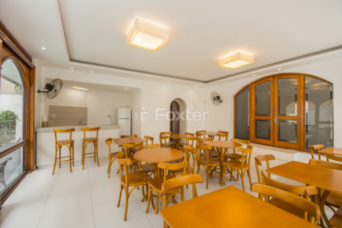 Image 31 - 1003381