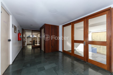 Image 24 - 1003381