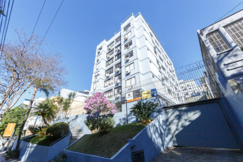Image 19 - 1003381