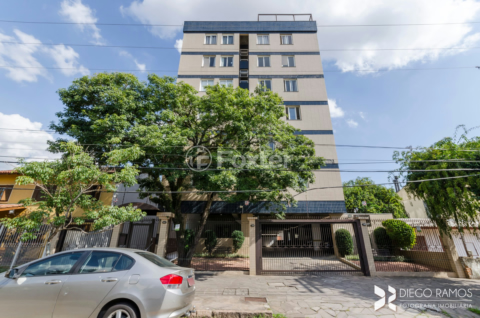Image 33 - 908457