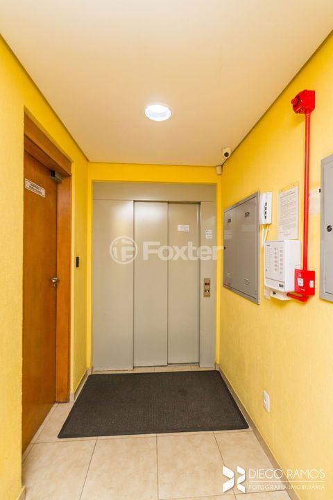 Image 34 - 979114