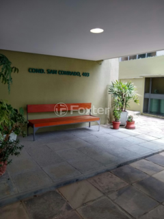 Image 17 - 717343
