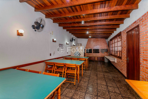 Image 30 - 830394