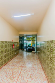 Image 35 - 301228