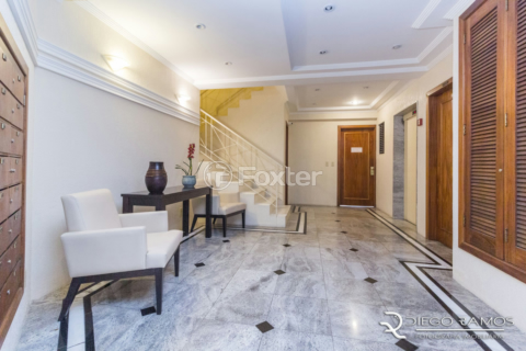 Image 37 - 995103