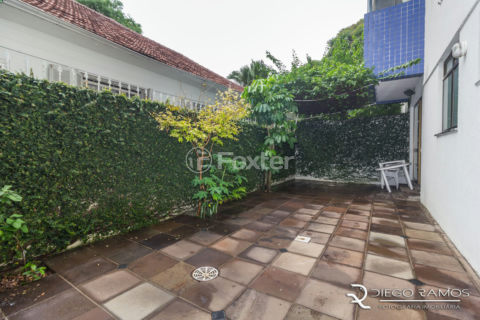 Image 42 - 995103