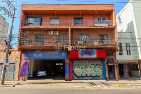 Image 21 - 883398