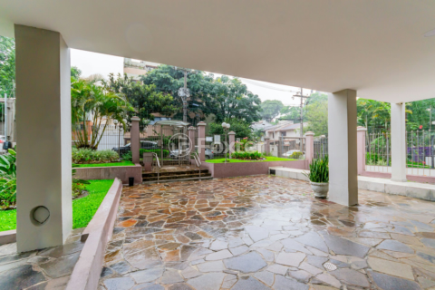 Image 37 - 878276