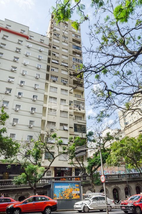 Image 13 - 228879