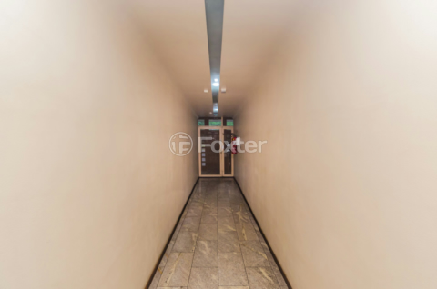 Image 34 - 835805