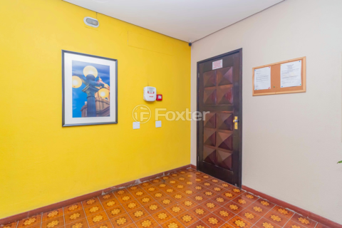 Image 32 - 949826