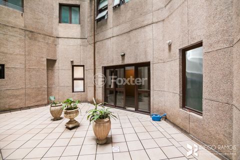 Image 18 - 281571